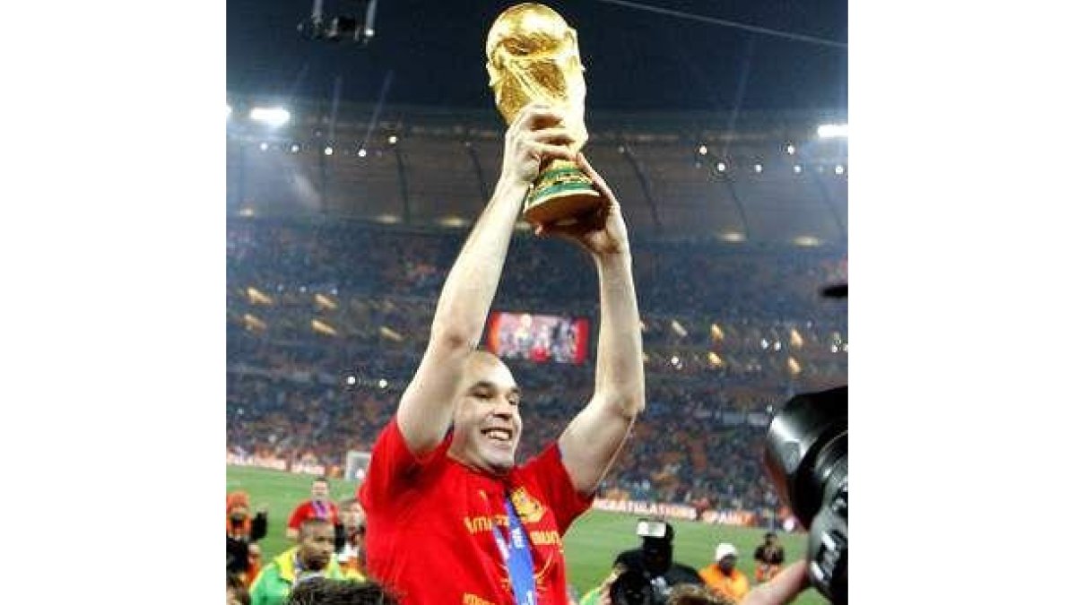 El gol de Iniesta catapulta a la selección española.