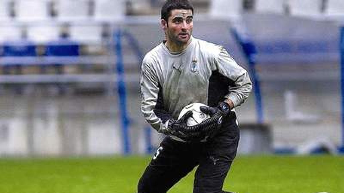 El portero Noé Calleja, que militó en las filas de la Cultural en la temporada 2005-2006.
