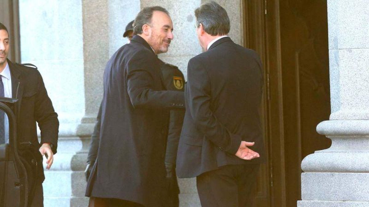 El juez Marchena abre el turno de los testigos pidiéndoles que no opinen.