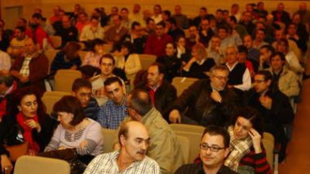 Asamblea de los trabajadores de Antibióticos, en una imagen de archivo