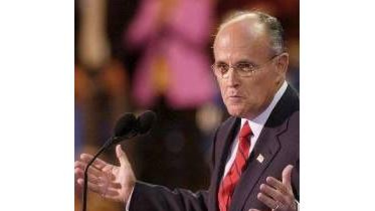El ex alcalde de Nueva York lidera a los republicanos con un 34%