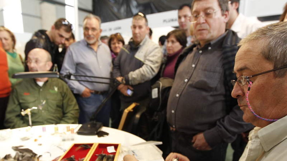 Las exhibiciones y demostraciones de montaje y pela son siempre un atractivo