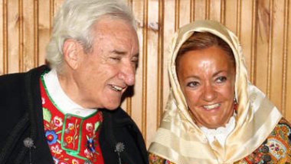 Luis del Olmo con Isabel Carrasco.