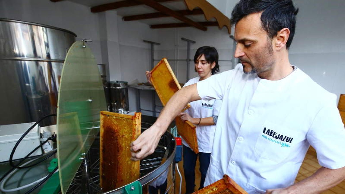 Juan Carlos García y Ana Belén Raimóndez, de Labejazul. C. SÁNCHEZ