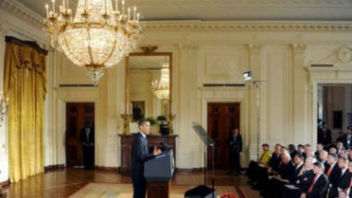 Obama ofrece unas declaraciones sobre seguridad cibernética, en el ala este de la Casa Blanca