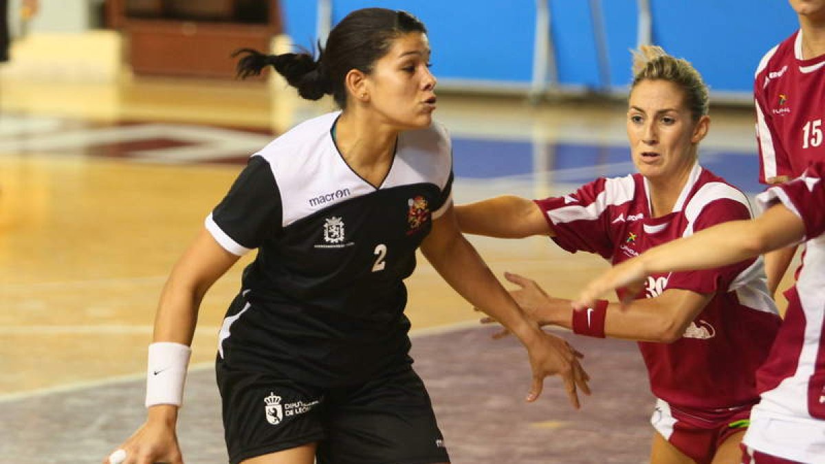 La brasileña Samara será baja en el Cleba para Sagunto.