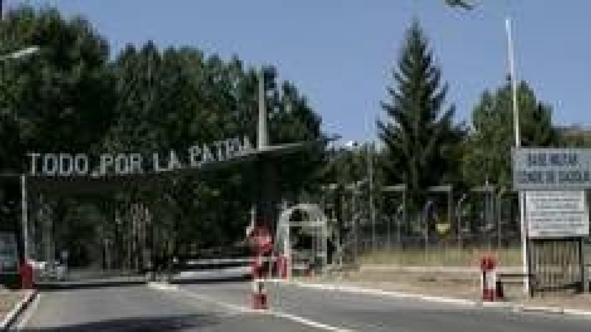 El campamento militar de Ferral acogerá una de las sedes de la Unidad Militar de Emergencias
