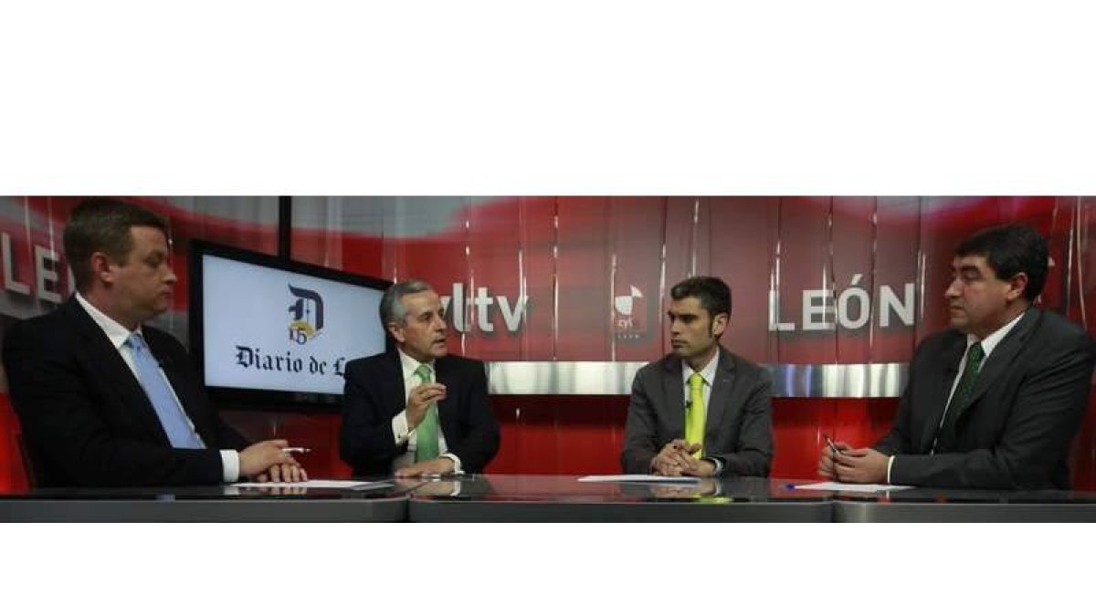 Germán Gavela, Emilio Gutiérrez, Roberto Núñez y Pablo R. Lago, durante El Filandón.