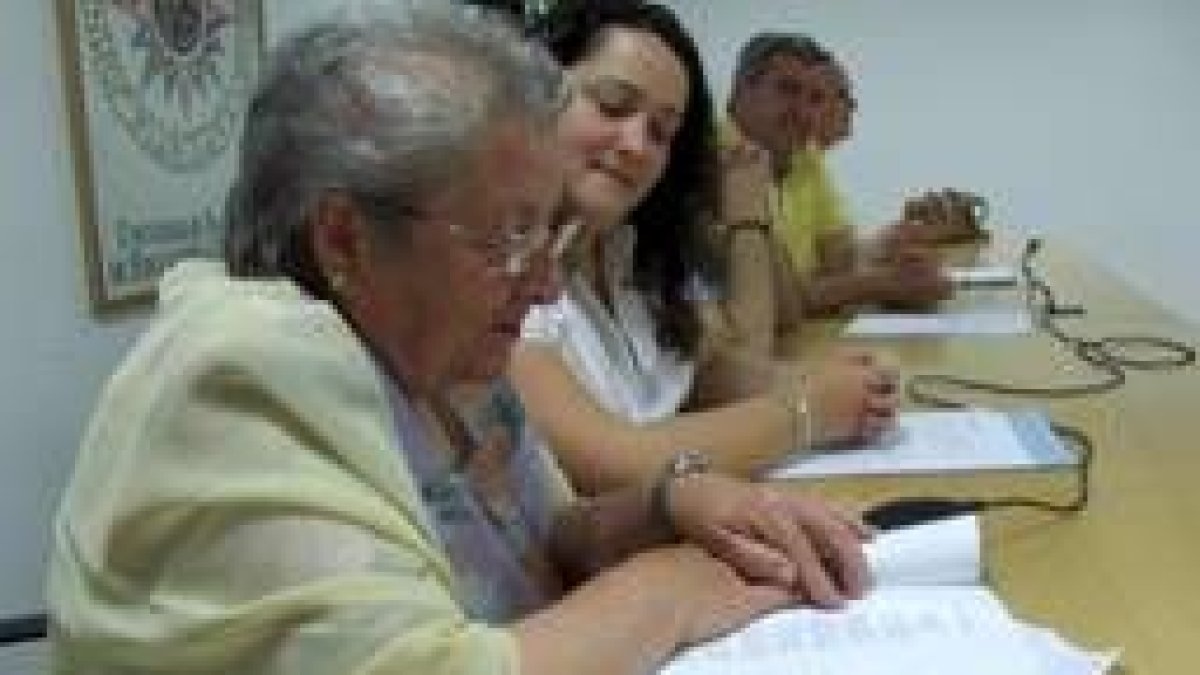 Una imagen de la clausura de un curso de educación de personas adultas de la Uned en San Andrés