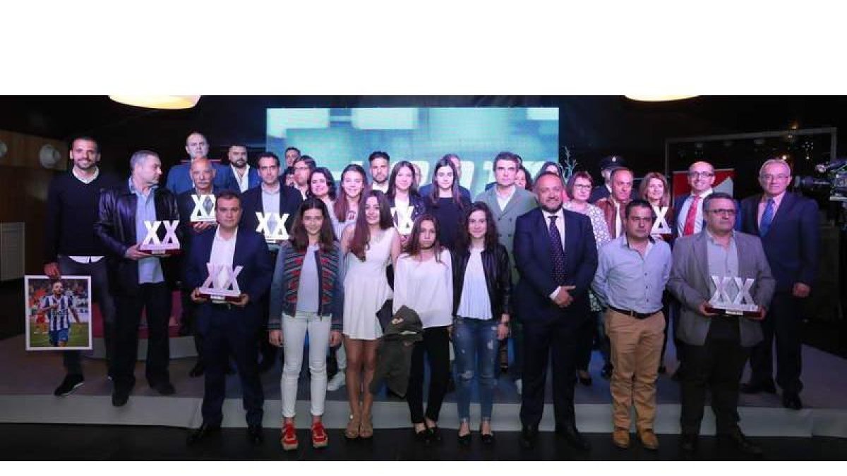 Los premiados a los Valores Deportivos. L. DE LA MATA
