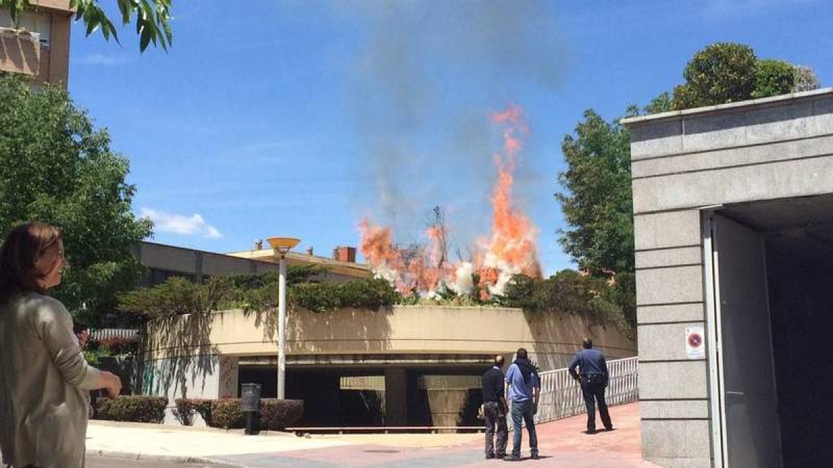 El incendio que tuvo lugar ayer junto a El Corte Inglés