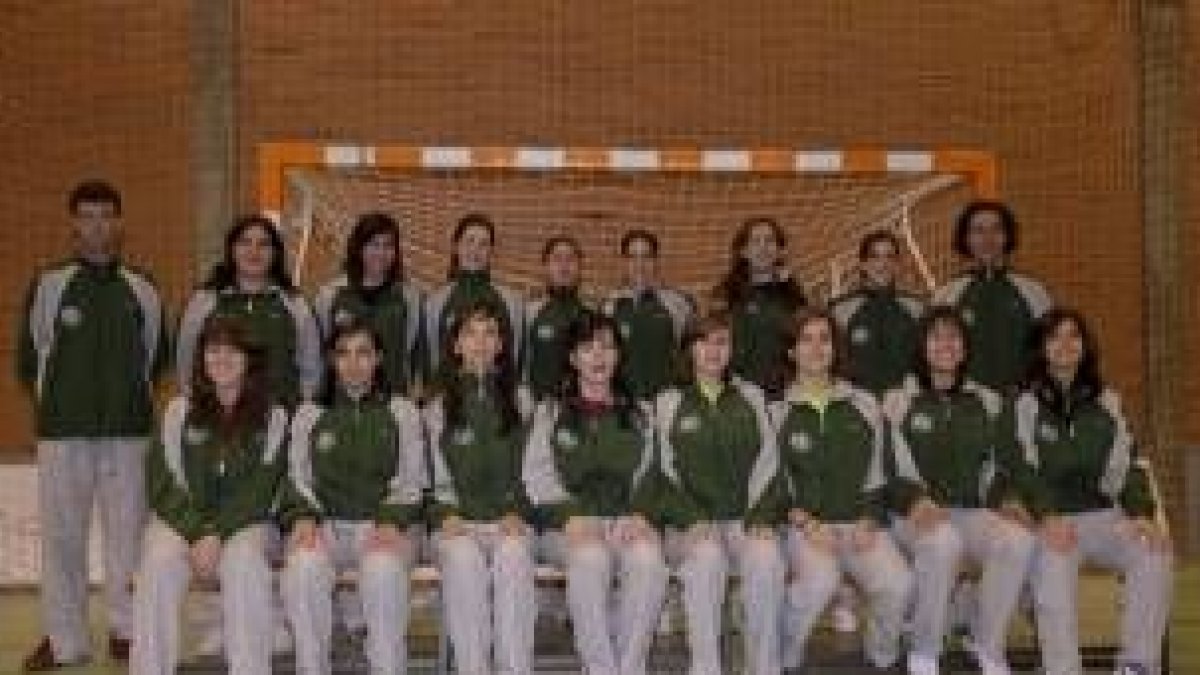 El balonmano femenino sigue recuperando su protagonismo