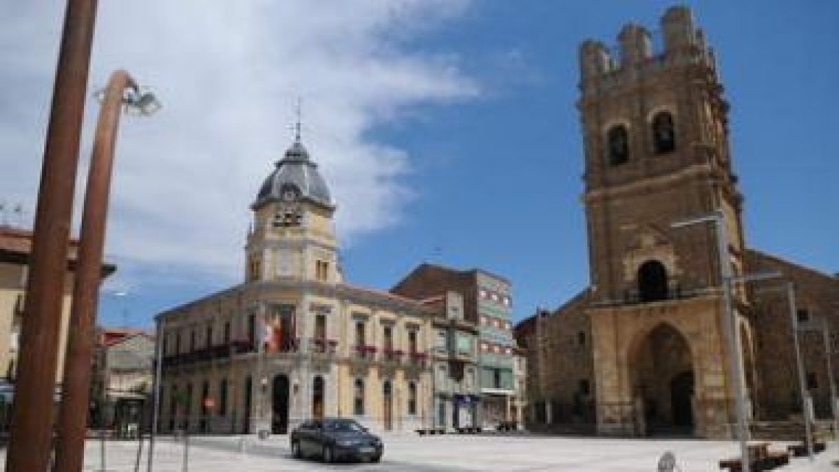 La plaza Mayor dispondrá de una nueva área de carga.