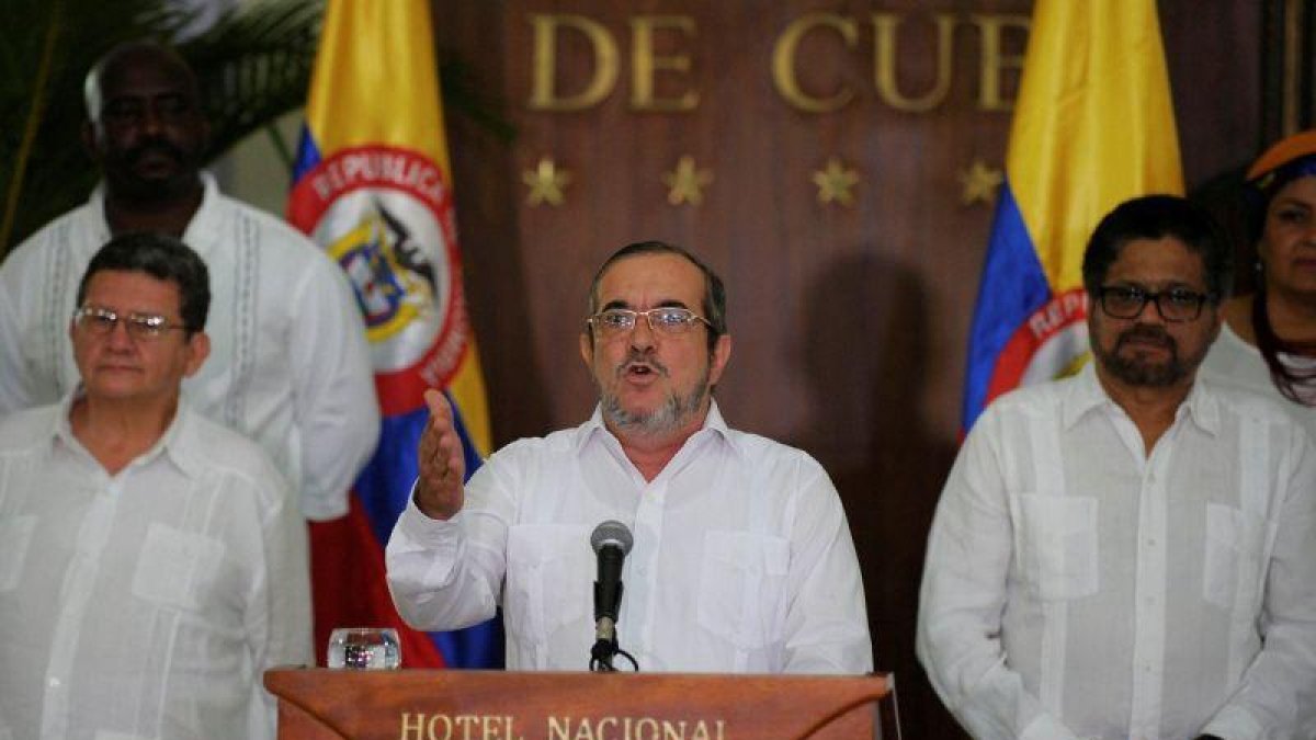 En una carta abierta Londoño advirtió a Duque que terminar el diálogo con el ELN puede traer como consecuencia más actos de violencia.