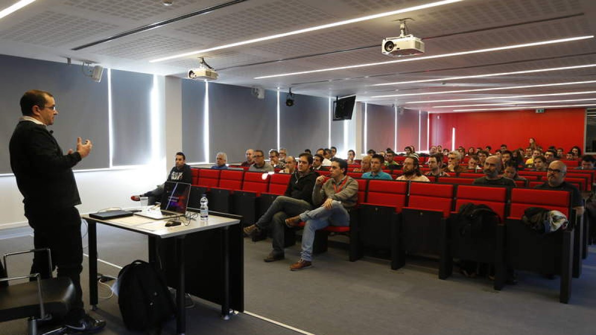 Toni Lirio, ayer en el Inteco durante la muestra de Adobe Creative Cloud.