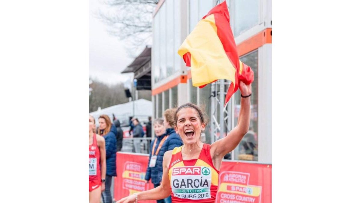 La leonesa Marta García sumó un nuevo éxito con España. DL