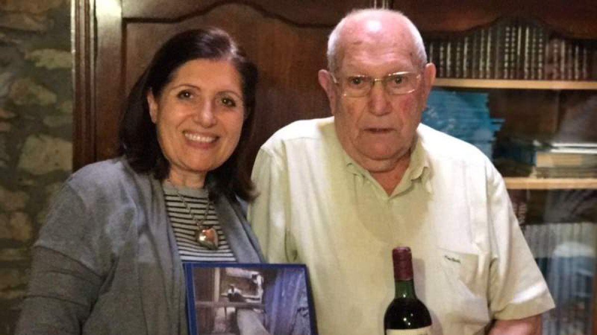 Misericordia Bello y Odonell Álvarez, ayer en Tedejo. CEBRONES