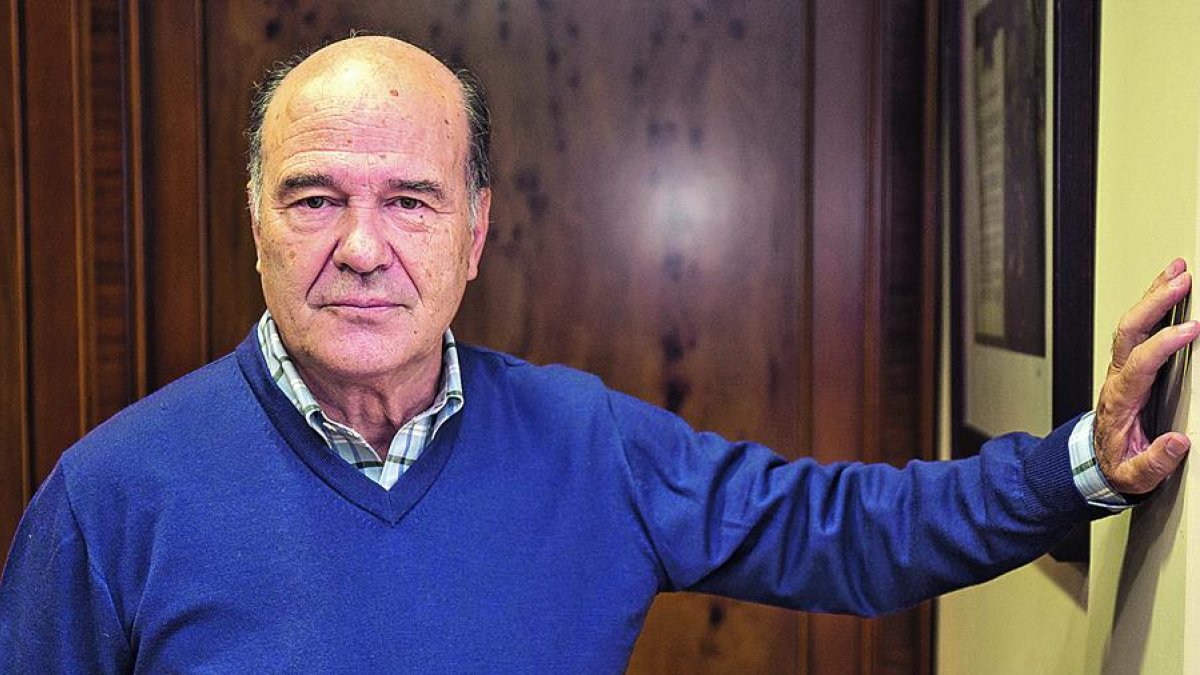 José Luis Díaz Villarig, presidente del sindicato Cesm y del Colegio de Médicos. FERNANDO OTERO.