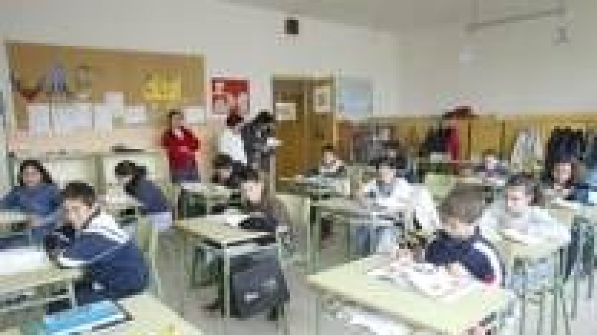 Imagen de archivo del aula de un colegio de León, que en fechas próximas tendrá nuevo director