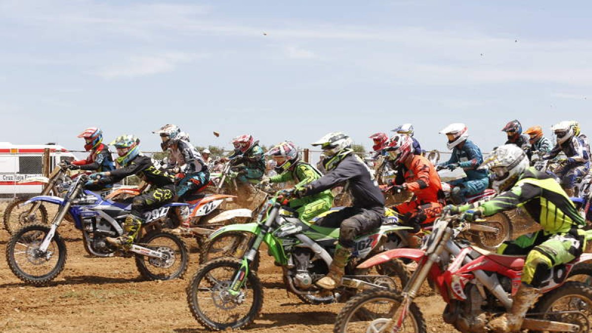 El circuito de La Salgada albergó este año una prueba del Campeonato de España. MARCIANO