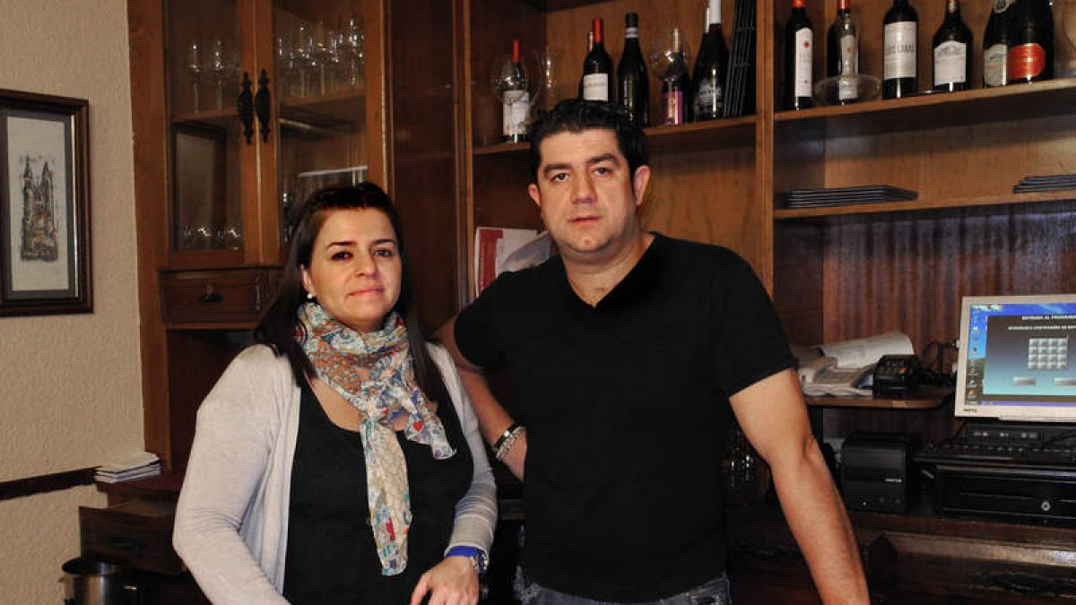 Susana y Clamente enel restaurante La Catedral.