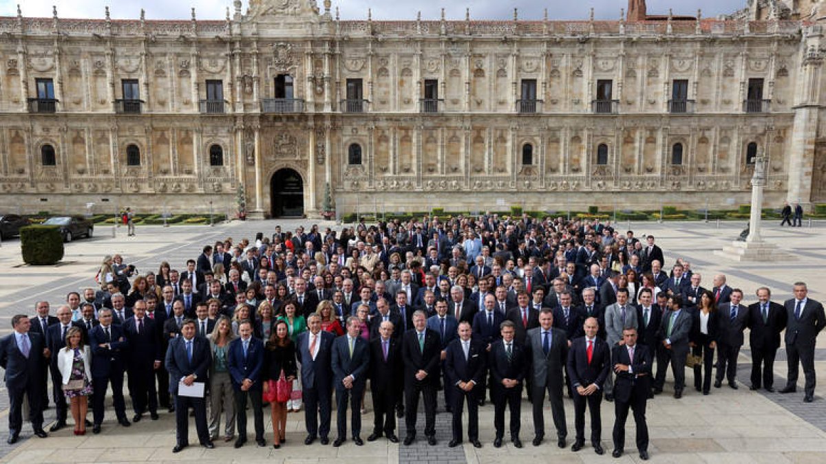 Más de 400 directivos de Banco Sabadell de las zonas de León, Asturias y Galicia fijaron objetivos ayer en León.