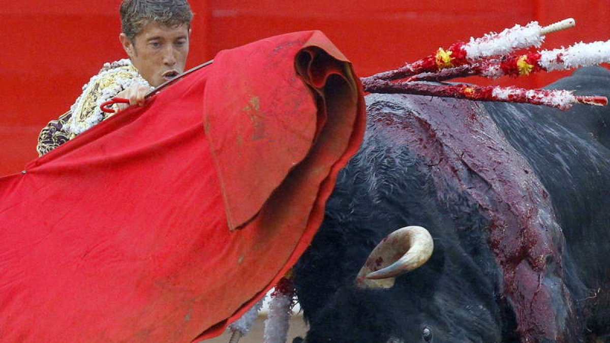 El torero Manuel Escribano en una reciente actuación en la plaza de toros de Santander.