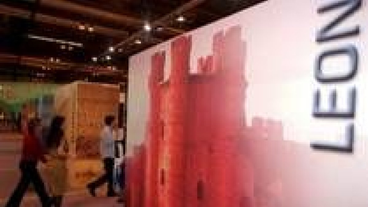 El Ayuntamiento pretende potenciar la participación de León en ferias