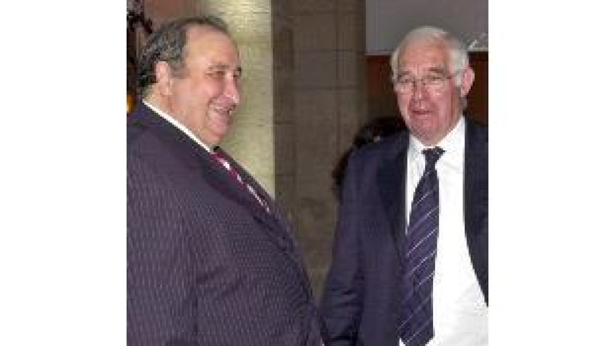 Las relaciones entre Luis Aragonés y Gil no pasan por un buen momento