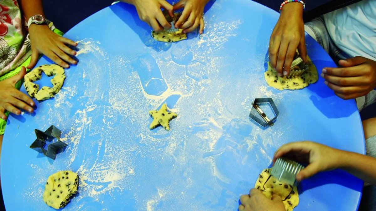 Los talleres en los que los expertos confiteros explican cómo se hacen los dulces o cuál es el maridaje perfecto son uno de los atractivos principales de la feria que se celebra este fin de semana.
