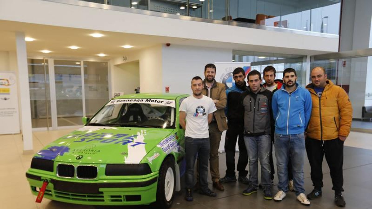 La Copa BMW Bernesga Motor dentro del Campeonato de Castilla y León de Rallyes de Tierra se presentó en Bernesga Motor concesionario BMW en León. RAMIRO