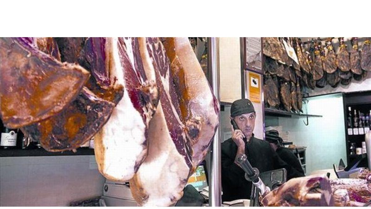 El jamón es uno de los bienes más preciados de la gastronomía española.
