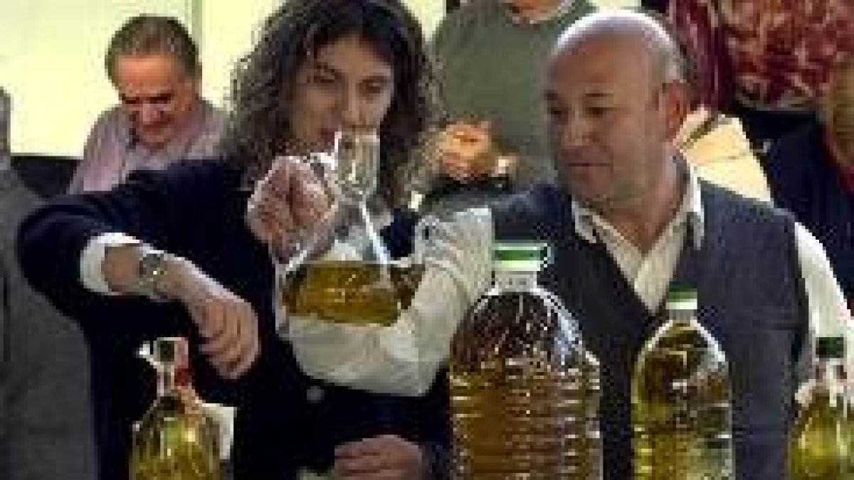El precio del aceite de oliva bajará antes de que finalice el año