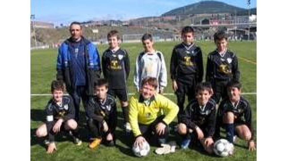 Equipo de La Morenica B que milita en la categoría alevín