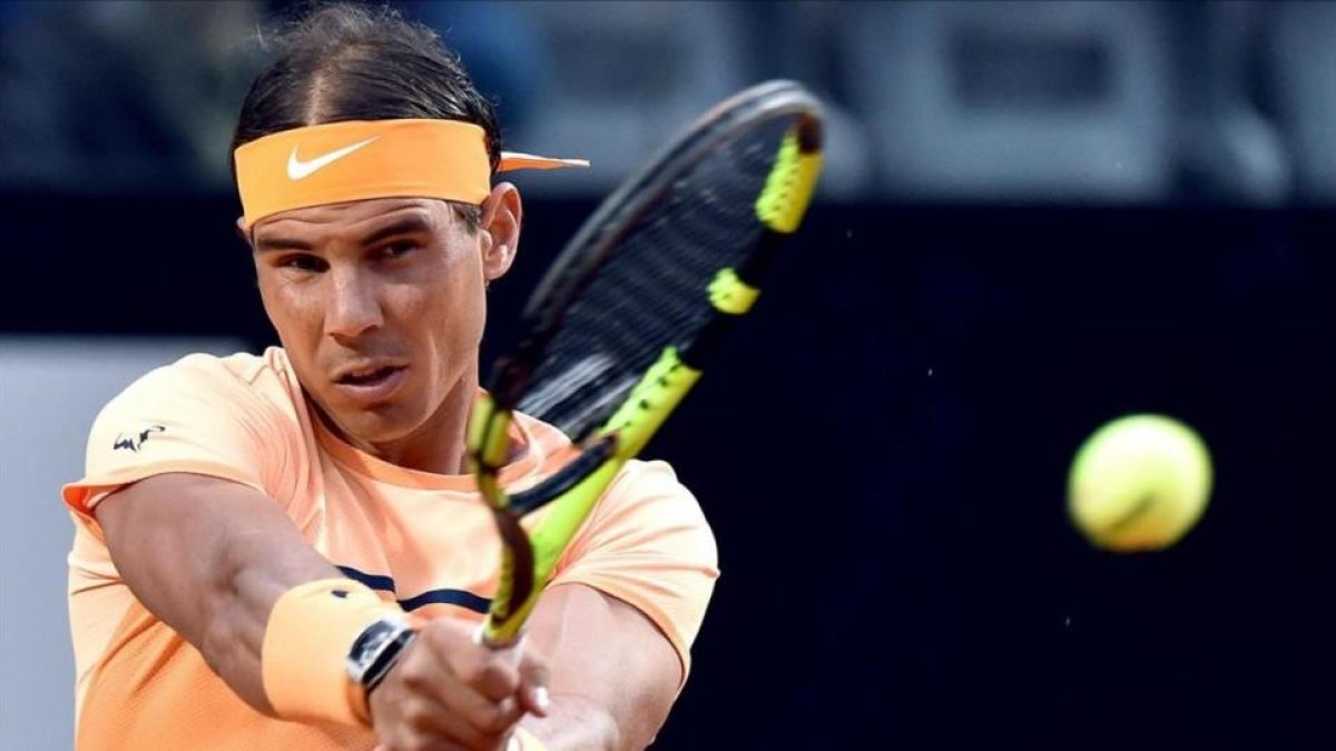 Nadal, en su partido ante Kohlschreiber en Roma.