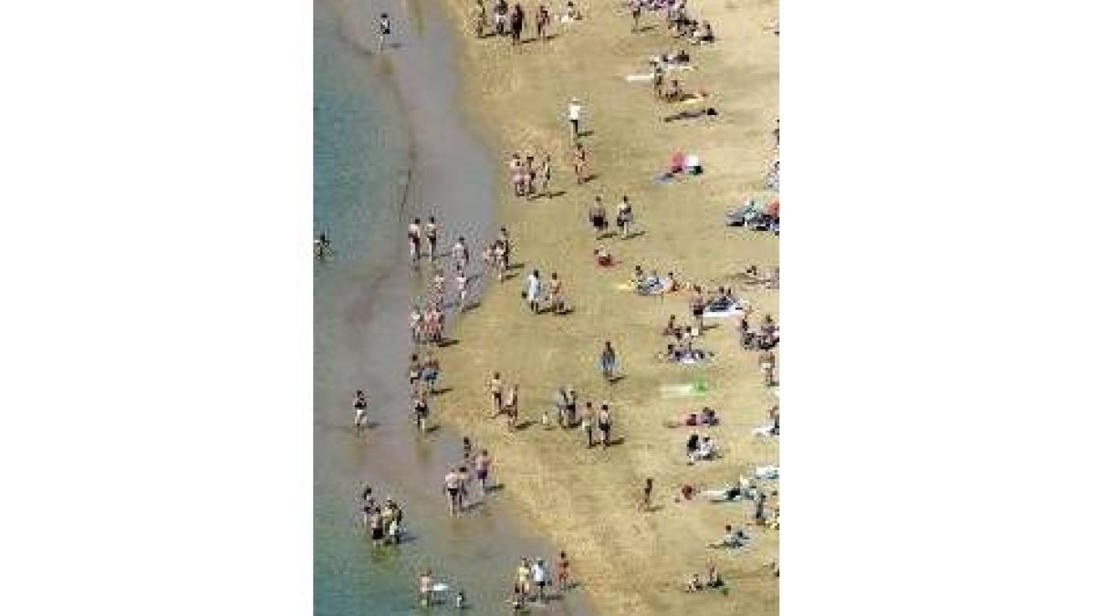 Aspecto de la playa de las Teresitas de Santa Cruz de Tenerife