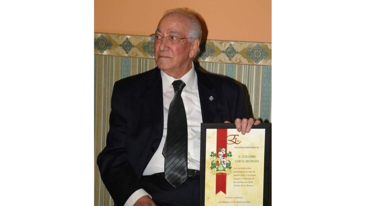 Guillermo García Arconada, primer alcalde de la democracia.