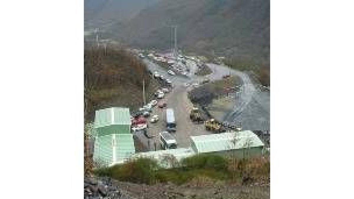 Panorámica general que ofrece la explotación de El Feixolín