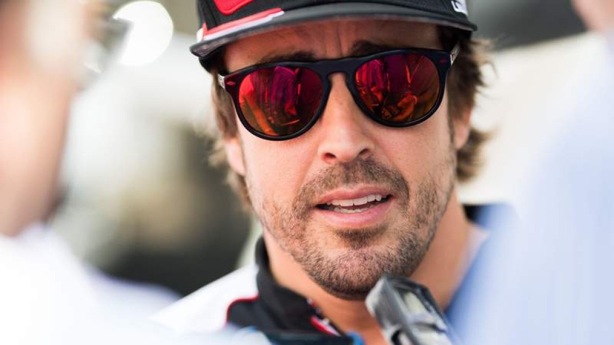 Fernando Alonso repasa la temporada 2021 con su escudería Alpine y afronta con ilusión la próxima 2022. JAMES MOY