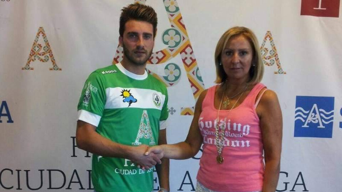 El centrocampista andaluz fichado por el Astorga. dlEl centrocampista andaluz fichado por el Astorga.