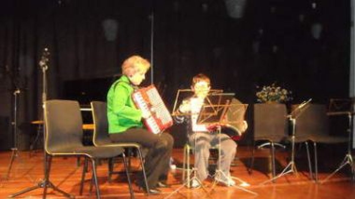 Actuación de la Escuela de Música de Villablino ofrecida en marzo de este año.