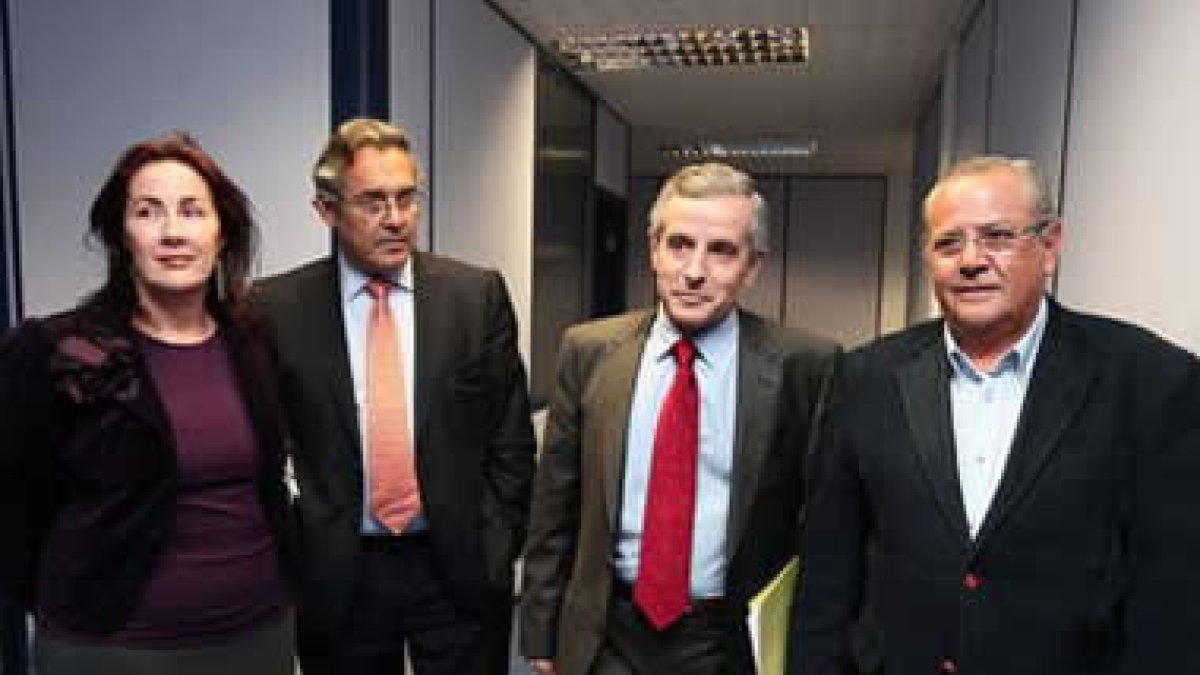 Belén Martín-Granizo, Agustín Rajoy Feijóo, Emilio Gutiérrez y Ángel Villa.