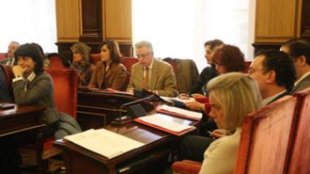 El grupo del PP se opuso al estudio de viabilidad del tranvía