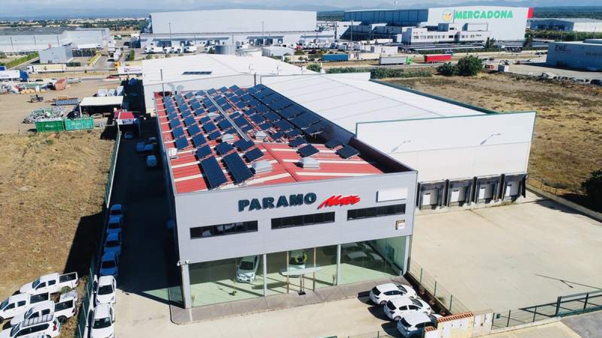 Nave de Páramo-Motor, con la instalación solar de Kyreon. KYREON