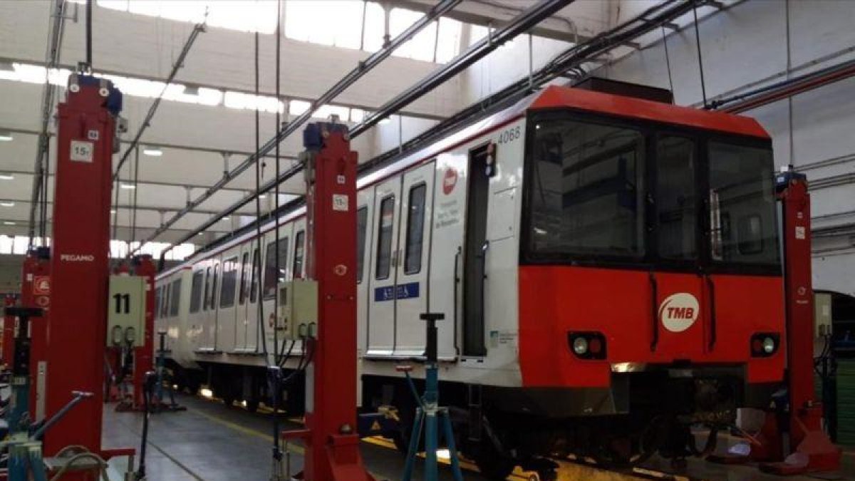 Uno de los convoyes inspeccionados en busca de amianto.
