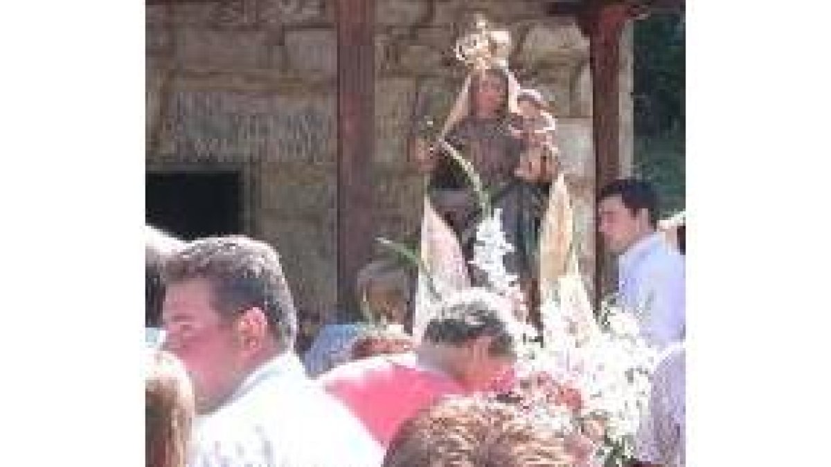 La Virgen de Corona, en foto de archivo, fue homenajeada ayer