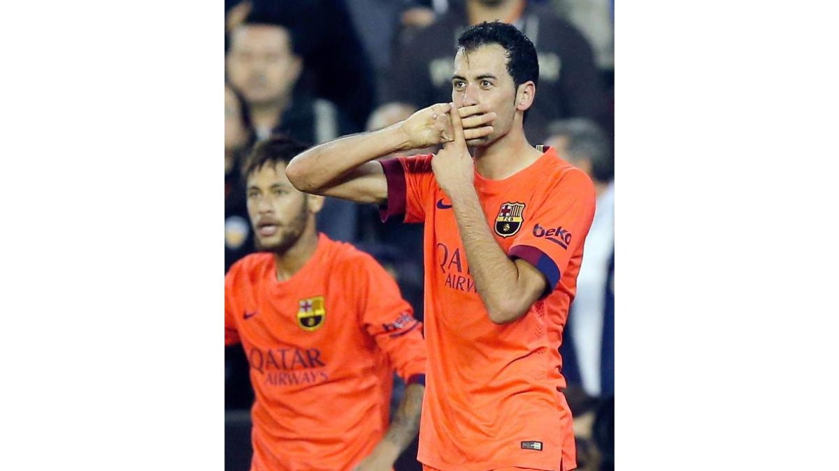 Busquets cobrará lo mismo que Neymar.