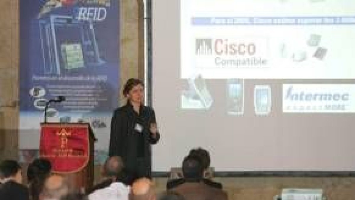 Un momento de la ponencia presentada ayer en el Hostal de San Marcos por Intermec
