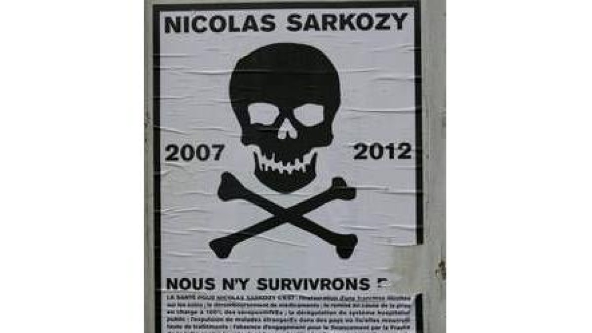 Sarkozy, como gran favorito,  ha sido el centro de duras críticas