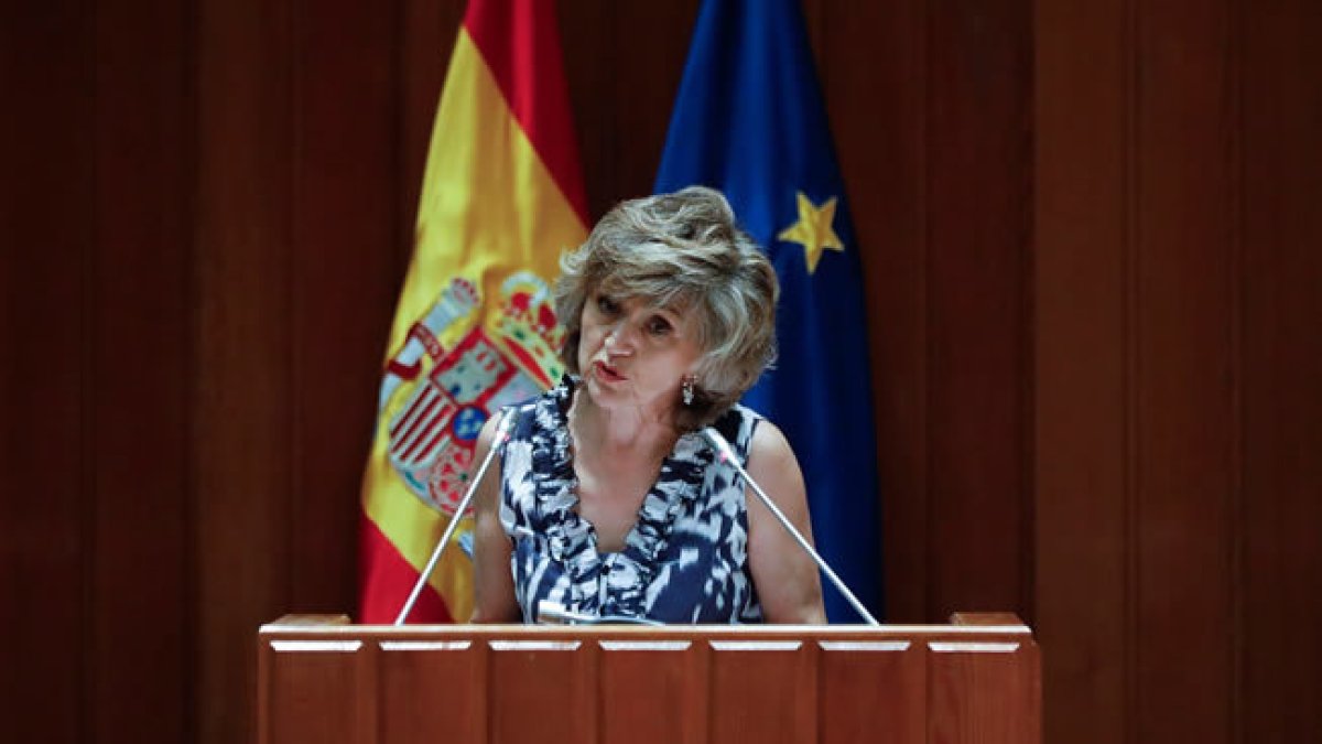 La ministra de Sanidad en funciones, María Luisa Carcedo. DAVID FERNÁNDEZ (Efe).